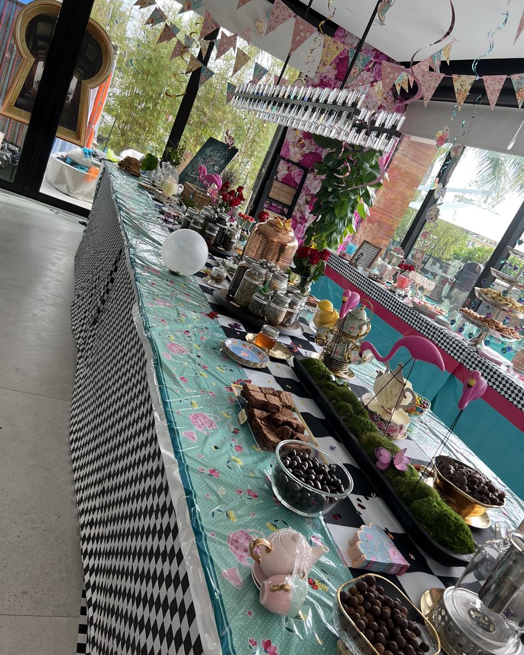 Alice In Wonderland Themed Party - Image 5