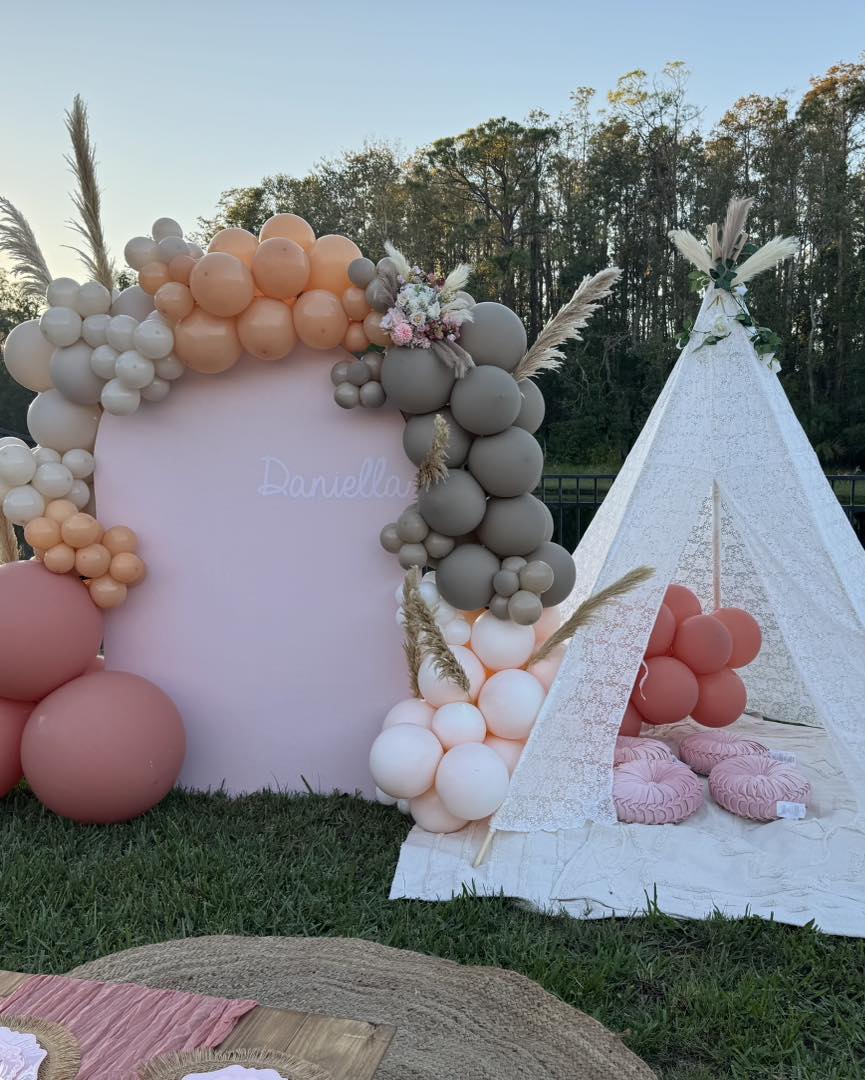 Balloon Garland - Image 2